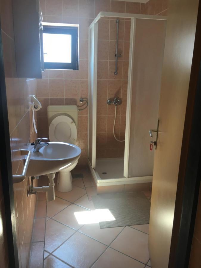 Apartmani Slavica Biograd Na Moru Esterno foto