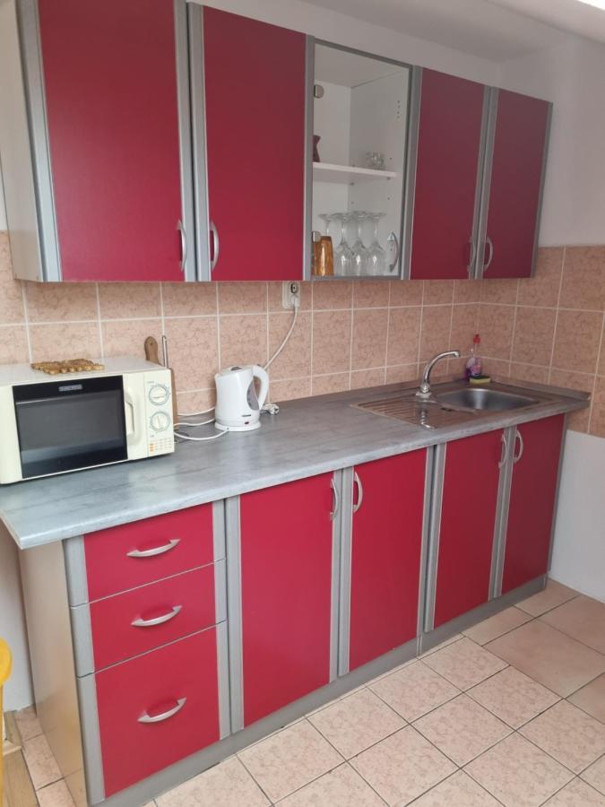 Apartmani Slavica Biograd Na Moru Esterno foto