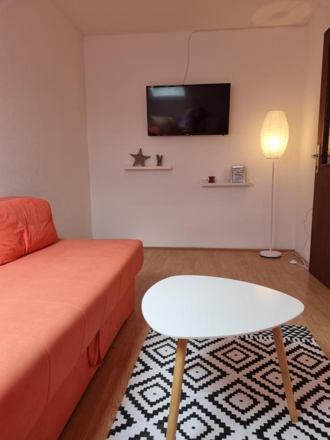 Apartmani Slavica Biograd Na Moru Esterno foto